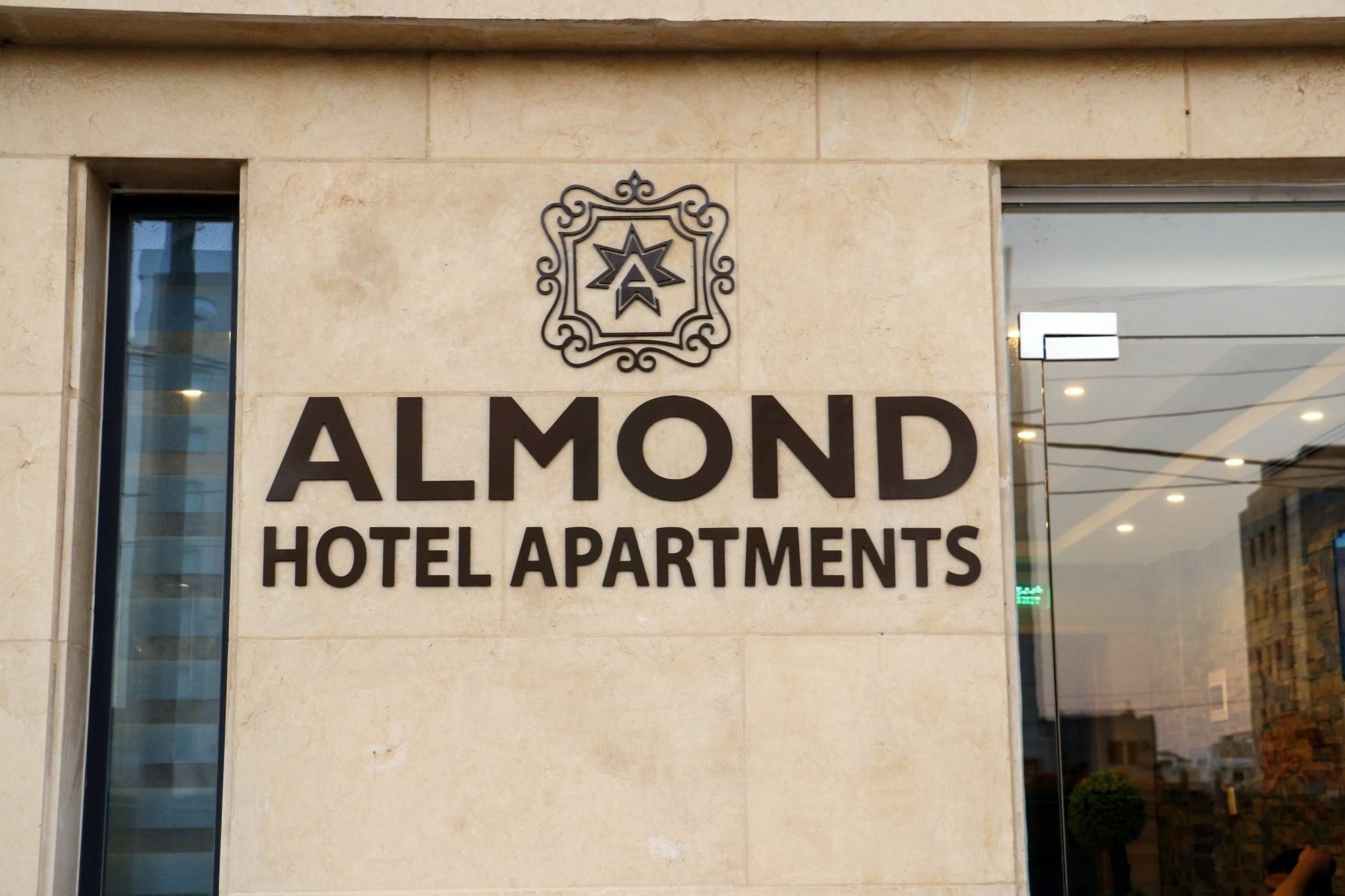 Almond Hotel Apartments Ammán Exteriér fotografie